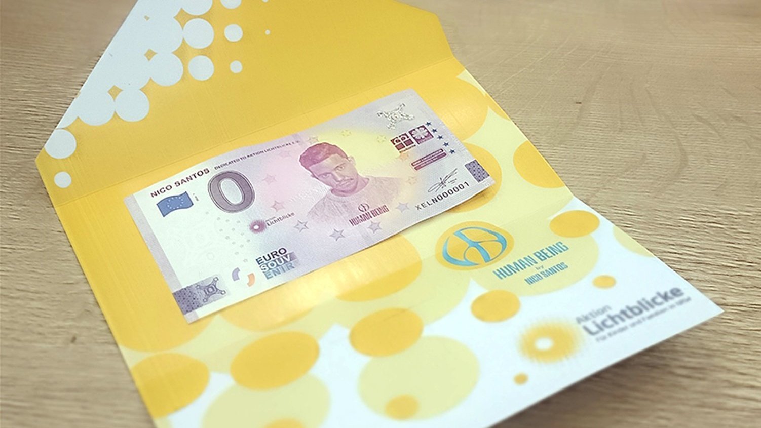 Lichtblicke-0€-Scheine von Nico Santos